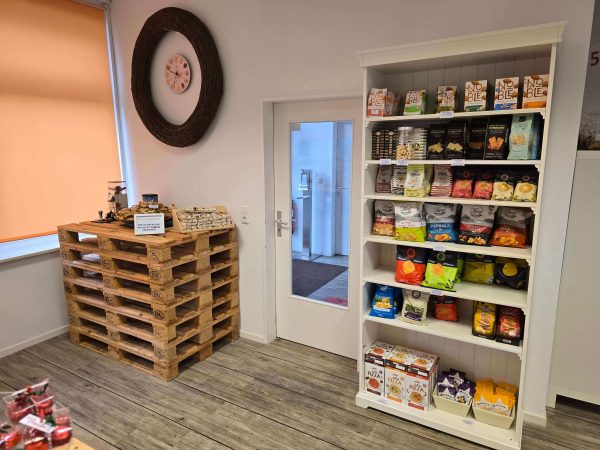 Grand-Cru Konfekt Ladenlokal in Lüneburg - Süßwaren und Snack Auslage