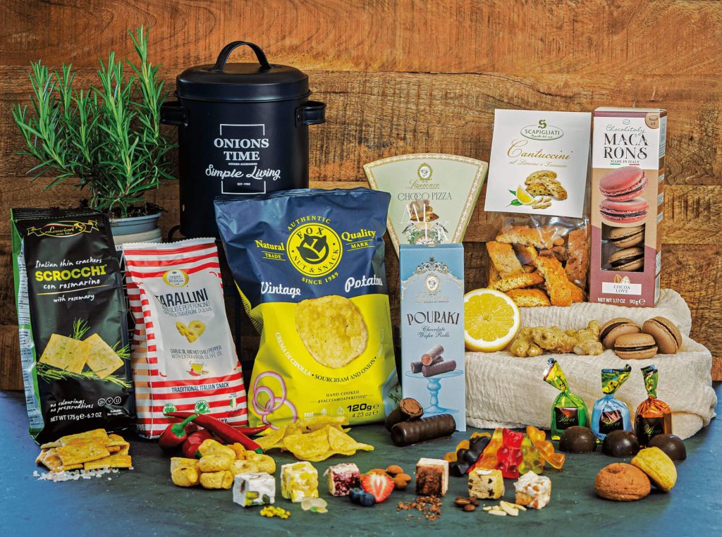 Grand-Cru Konfekt Sortiment Auswahl: Fox Chips, Terre di Puglia Tarrallini, Laurieri Scrocchi, Laurence Pouraki, Scapigliati Cantuccini, Chocolitaly Macarons
